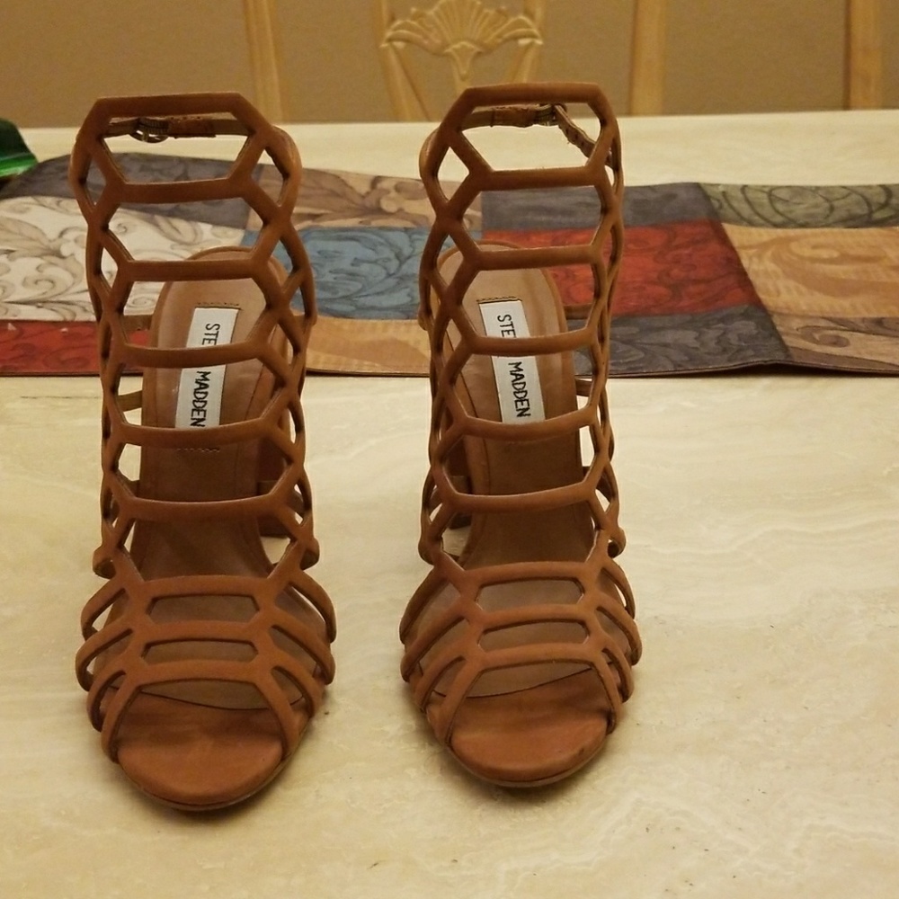 Steve Madden platform Heels